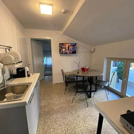 Apartmán Jonexh Tirana