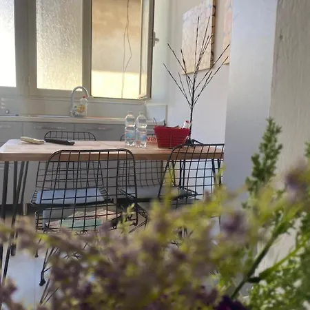 Jonexh Apartmán Tirana