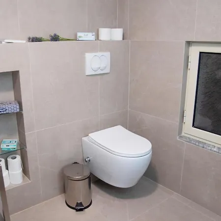 Jonexh アパート *