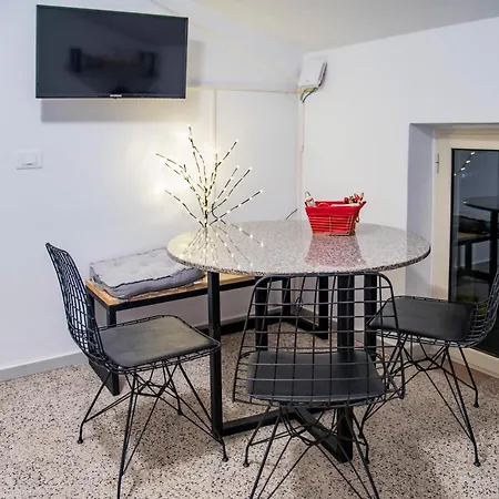 Jonexh Apartmán Tirana