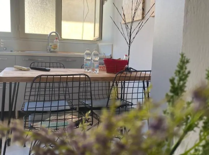 Jonexh Apartament Tirana